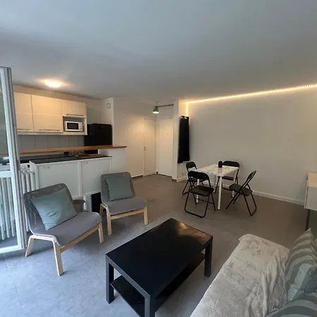 Oasis De Verdure Avec Balcons - Proche Versailles Apartamento *