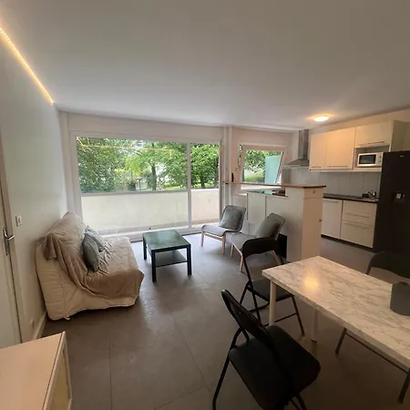 Oasis De Verdure Avec Balcons - Proche Versailles Apartment Viroflay